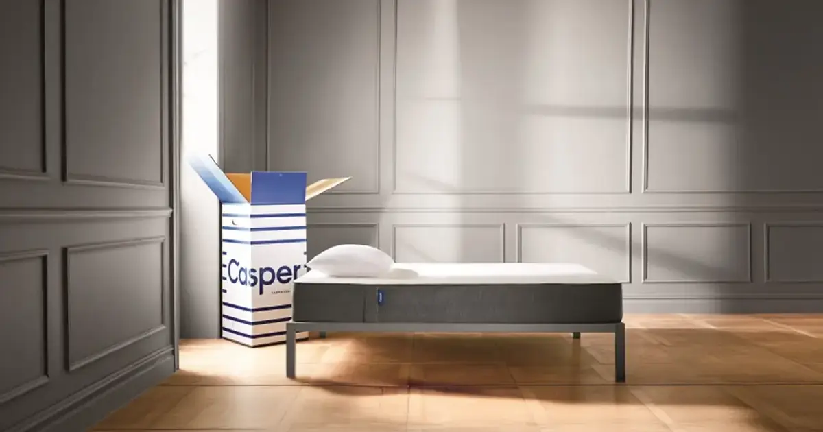 Casper mattress and its box, an example of a partnership with complementary products